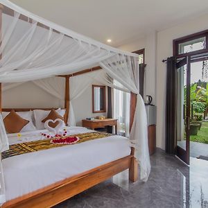 Graha Petulu Ubud By Pramana Villas
